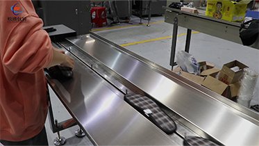 鞋墊熱收縮包裝機(jī)